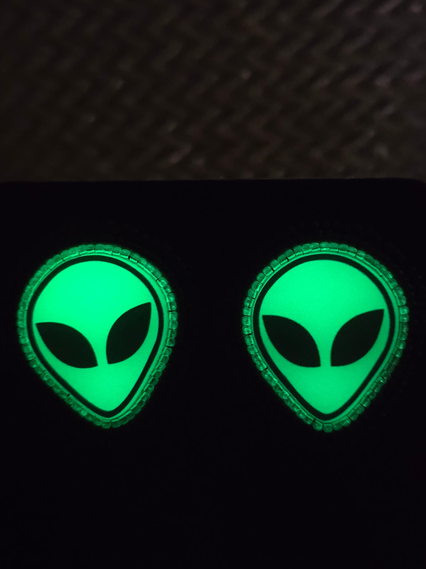 Alien Head Beaded Earrings (Glows in the Dark)
